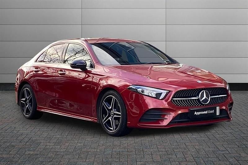 Used Mercedes A180 AMG Line Premium 136 HP (100 kW) 2023 Patagonia red Sedan