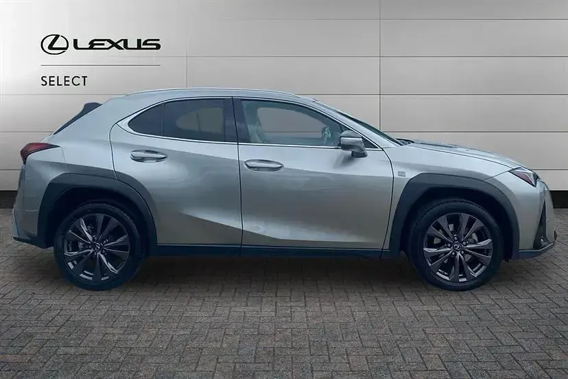 Used Lexus UX 250h Sport Design Packet 184 HP (135 kW) 2023 Silver SUV