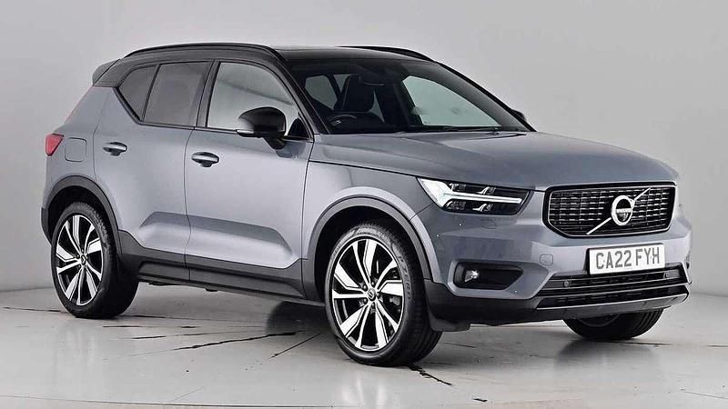 Thunder grey Used 2022 Volvo XC40 R-Design Pro SUV | £29,495 (A bit pricey) - Image 1/4