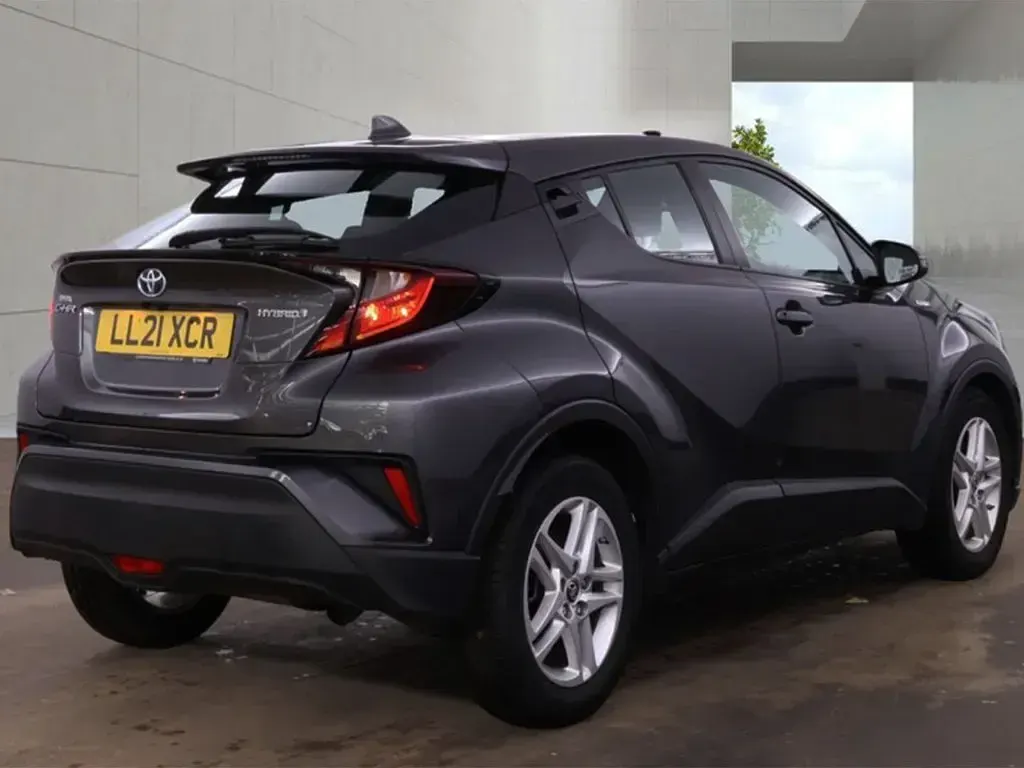 Used Toyota C-HR 122 HP (89 kW) 2021 Grey SUV