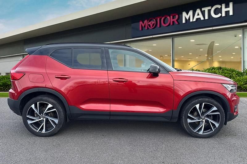 Used Volvo XC40 R-Design Pro 2020 Red SUV