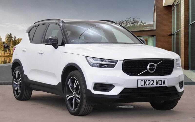 Used 2022 Volvo XC40 R-Design SUV | £30,995 (Expensive) - Image 1/4