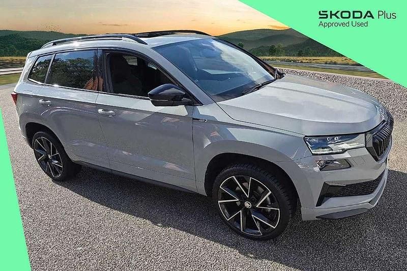 Meteor grey Used 2023 Skoda Karoq SportLine SUV | £24,795 (Fair price) - Image 1/4
