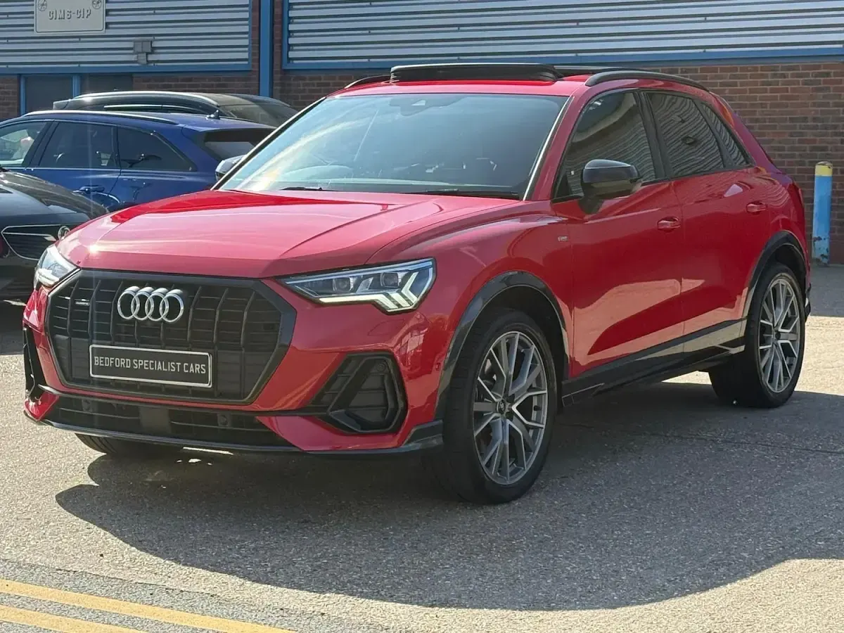 Used Audi Q3 Comfort 230 HP (169 kW) 2021 Red SUV