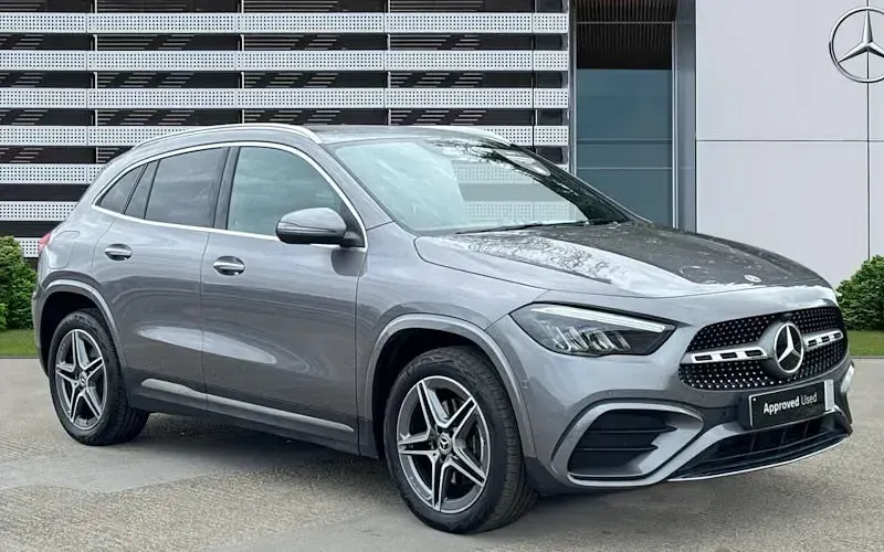 Usado Mercedes GLA250 Executive 218 HP (160 kW) 2026 SUV
