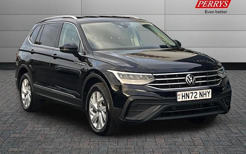 Used 2024 VW Tiguan Allspace Life SUV | £21,295 (Super price) - Image 1/4