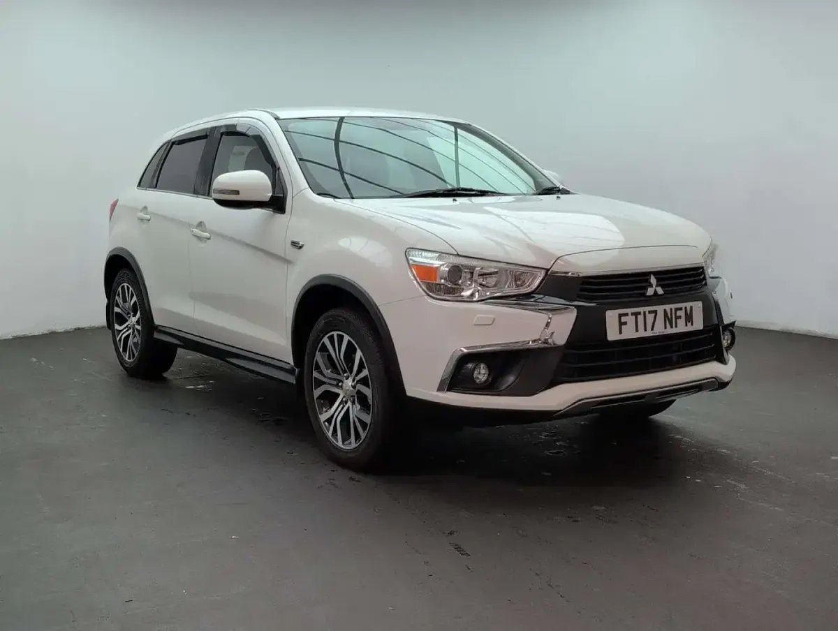Used Mitsubishi ASX 117 HP (86 kW) 2017 White SUV