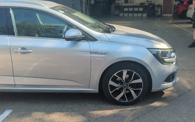 Used Renault Mégane GrandTour Iconic 140 HP (102 kW) 2020 Estate