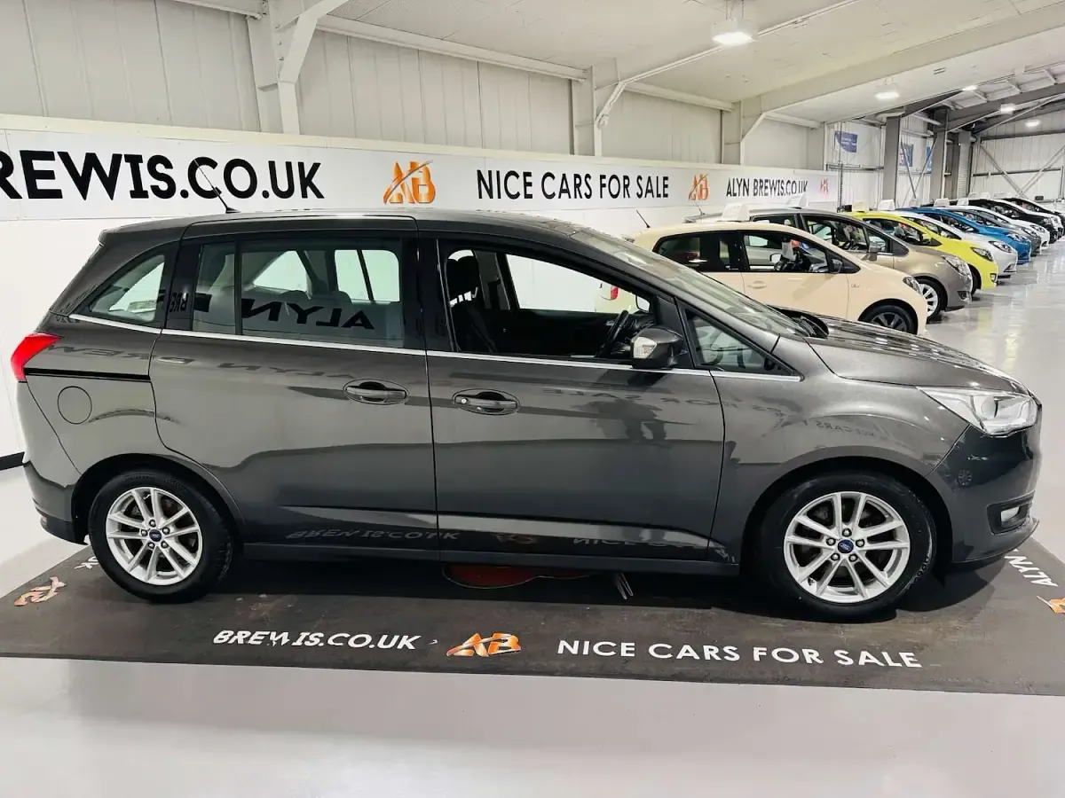 Used Ford Grand C-Max Zetec 2016 Grey MPV