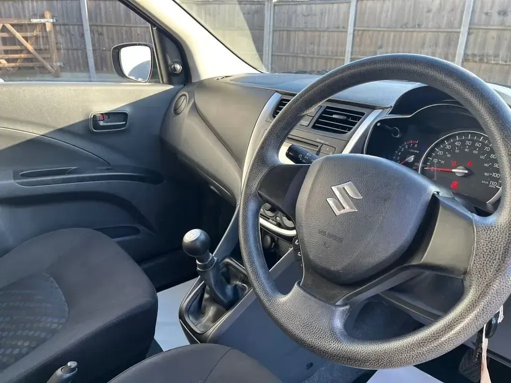 Used Suzuki Celerio SZ3 68 HP (50 kW) 2015 Silver Hatchback