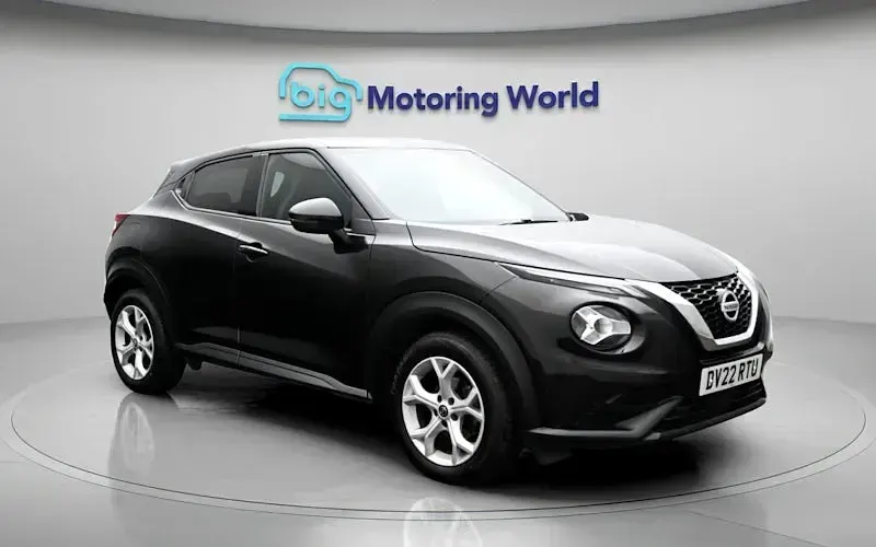 Used Nissan Juke N-Connecta 114 HP (83 kW) 2022 Black SUV