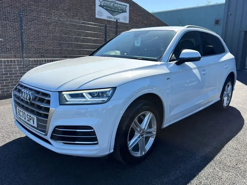 Used Audi Q5 S-Line 190 HP (139 kW) 2020 White SUV