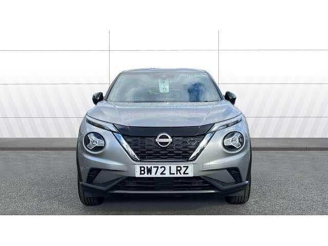 Used Nissan Juke N-Connecta 143 HP (105 kW) 2023 Silver SUV