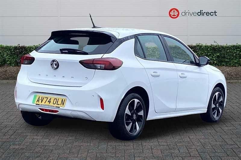 Used Vauxhall Corsa-e Design Edition 100 kW (136 HP) 2024 White Hatchback