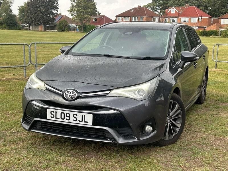 Grey Used 2015 Toyota Avensis Business Edition Estate | £5,890 (A bit pricey) - Image 1/4