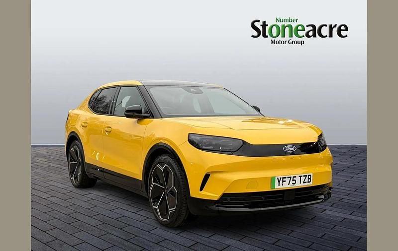 Used Ford Capri Premium 210 kW (286 HP) 2025 Yellow SUV