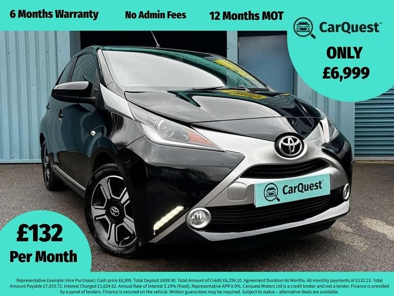 Used Toyota Aygo X-clusiv 69 HP (50 kW) 2015 Black Hatchback