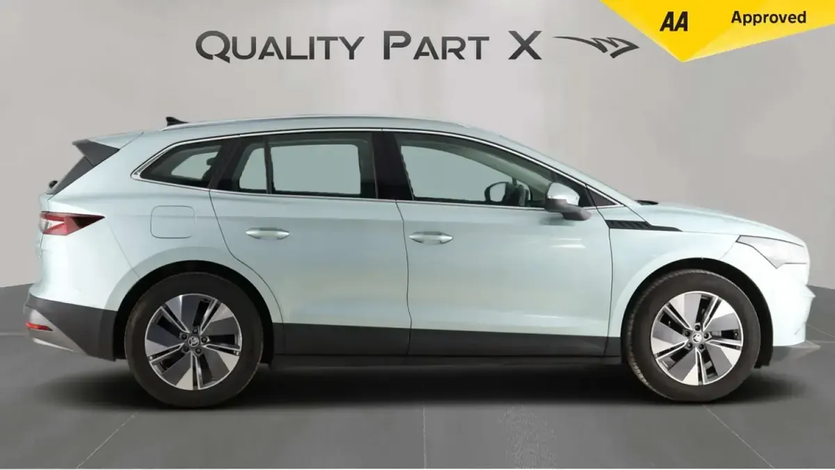 Gebraucht Skoda Enyaq iV 150 kW (204 PS) 2022 Silber SUV