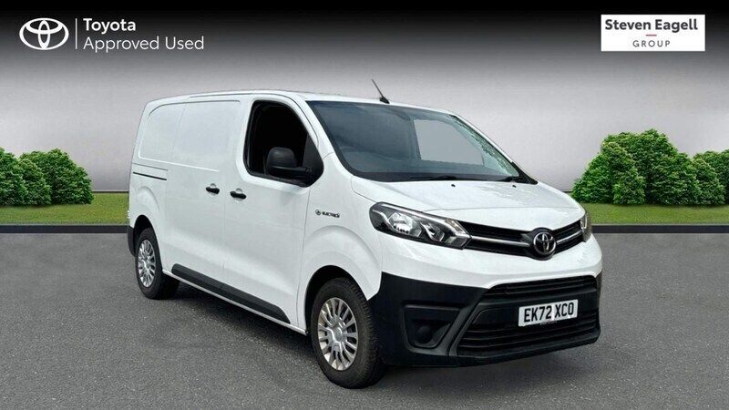 White Used 2022 Toyota Proace Van | £18,000 (Expensive) - Image 1/2