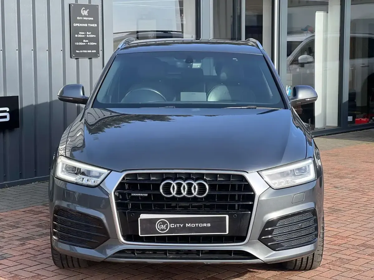 Używany Audi Q3 S-line plus 2016 Szary SUV