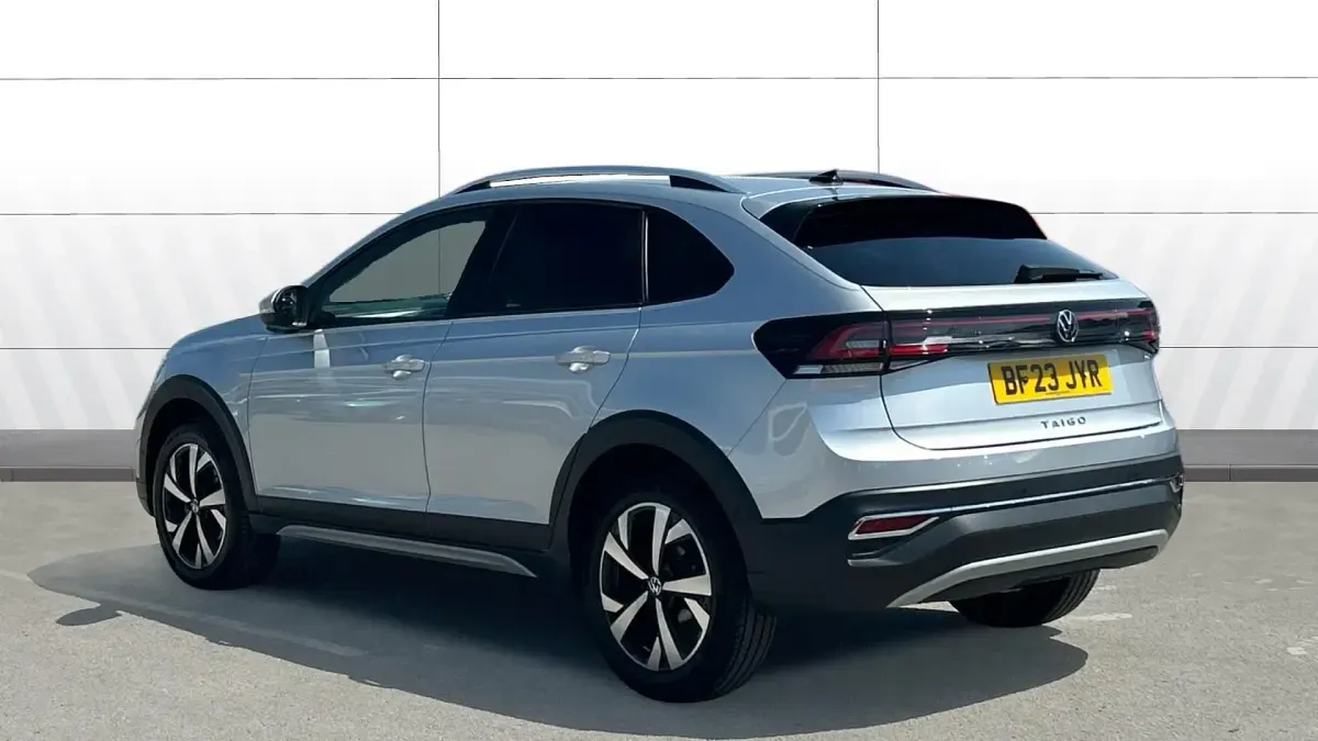 Used VW Taigo Style 110 HP (80 kW) 2023 Silver SUV