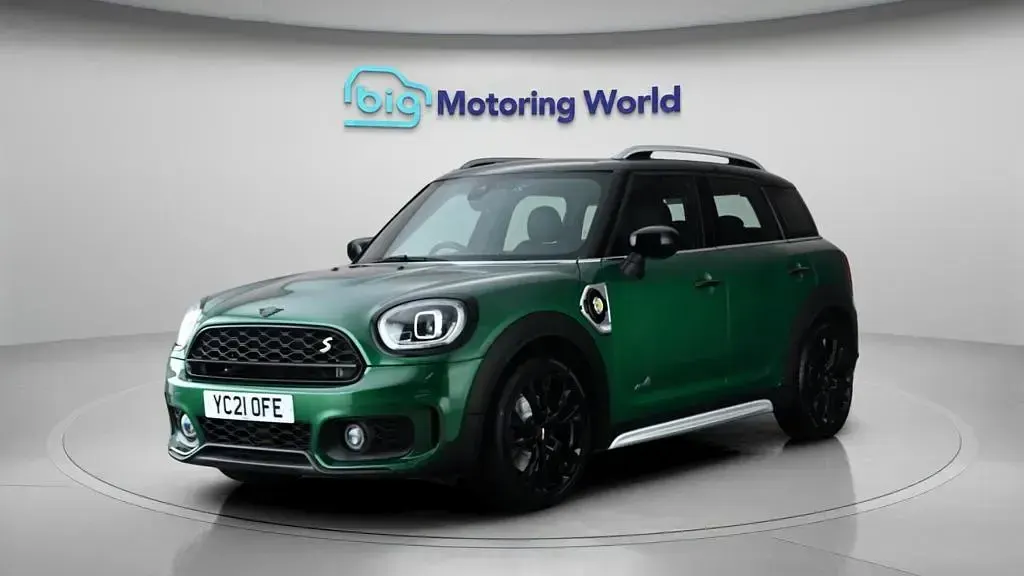 Used Mini Cooper Countryman Sport 222 HP (163 kW) 2021 Green SUV