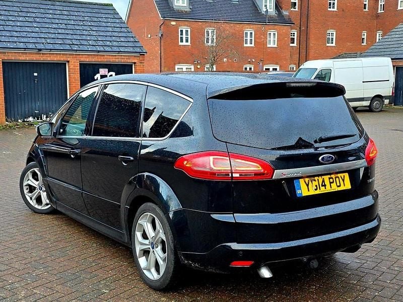 Used Ford S-MAX Titanium X 163 HP (119 kW) 2016 Black MPV