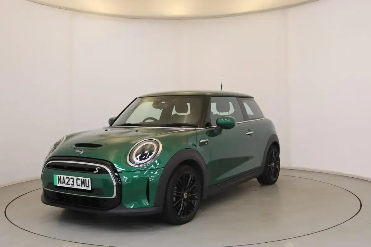 Used Mini Cooper SE Hatch 133 kW (181 HP) 2023 Green Hatchback