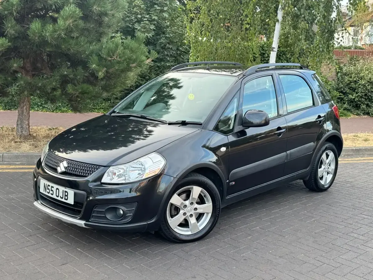 Used Suzuki SX4 SZ4 118 HP (86 kW) 2010 Black Hatchback