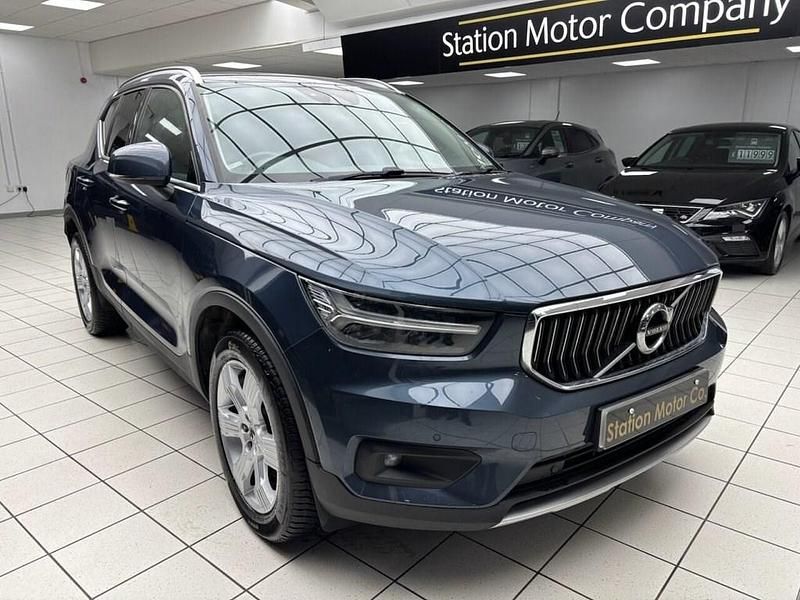 Used Volvo XC40 Inscription 150 HP (110 kW) 2019 Blue SUV
