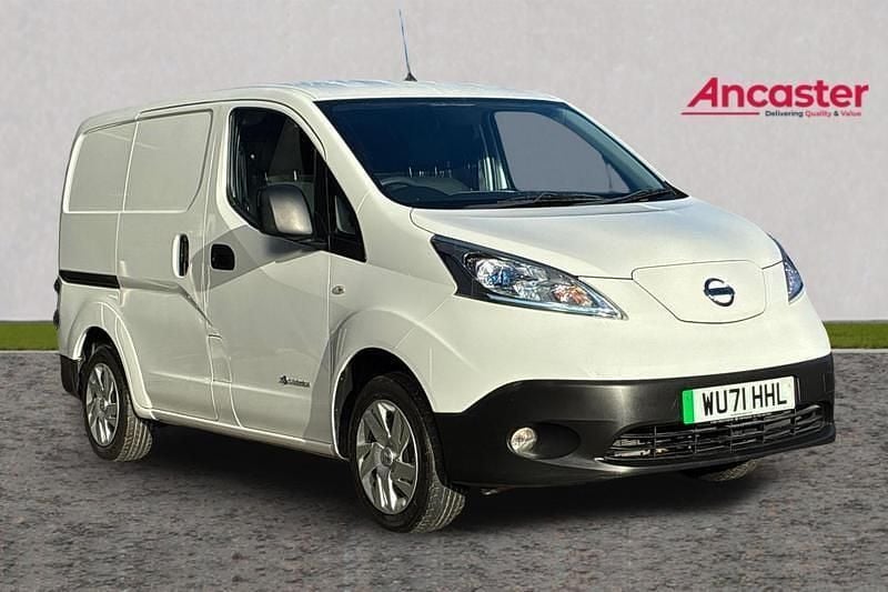 White Used 2021 Nissan e-NV200 Acenta MPV | £9,475 (Fair price) - Image 1/4