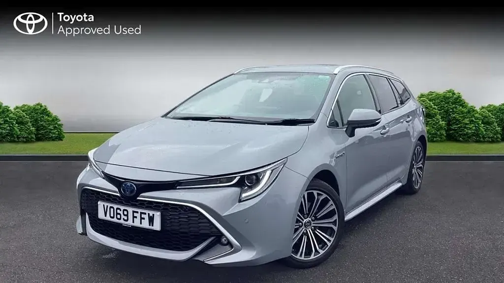 Używany Toyota Corolla 184 KM (135 kW) 2019 Szary Kombi