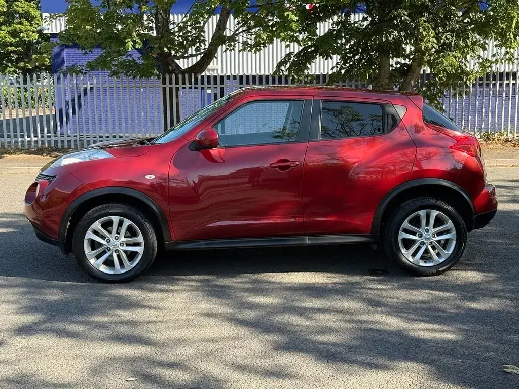 Used Nissan Juke Acenta 117 HP (86 kW) 2012 Red SUV