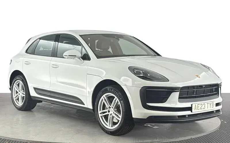 Used Porsche Macan 265 HP (194 kW) 2025 SUV