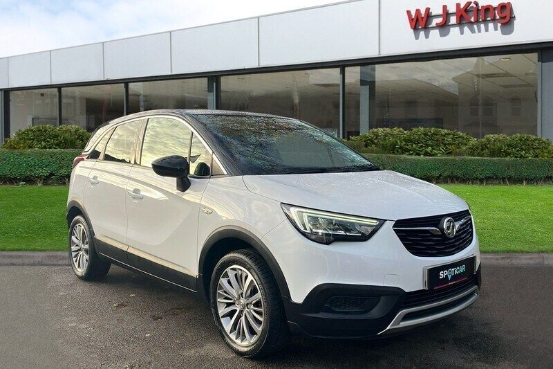 White Used 2020 Vauxhall Crossland X SRi SUV | £11,895 (A bit pricey) - Image 1/3