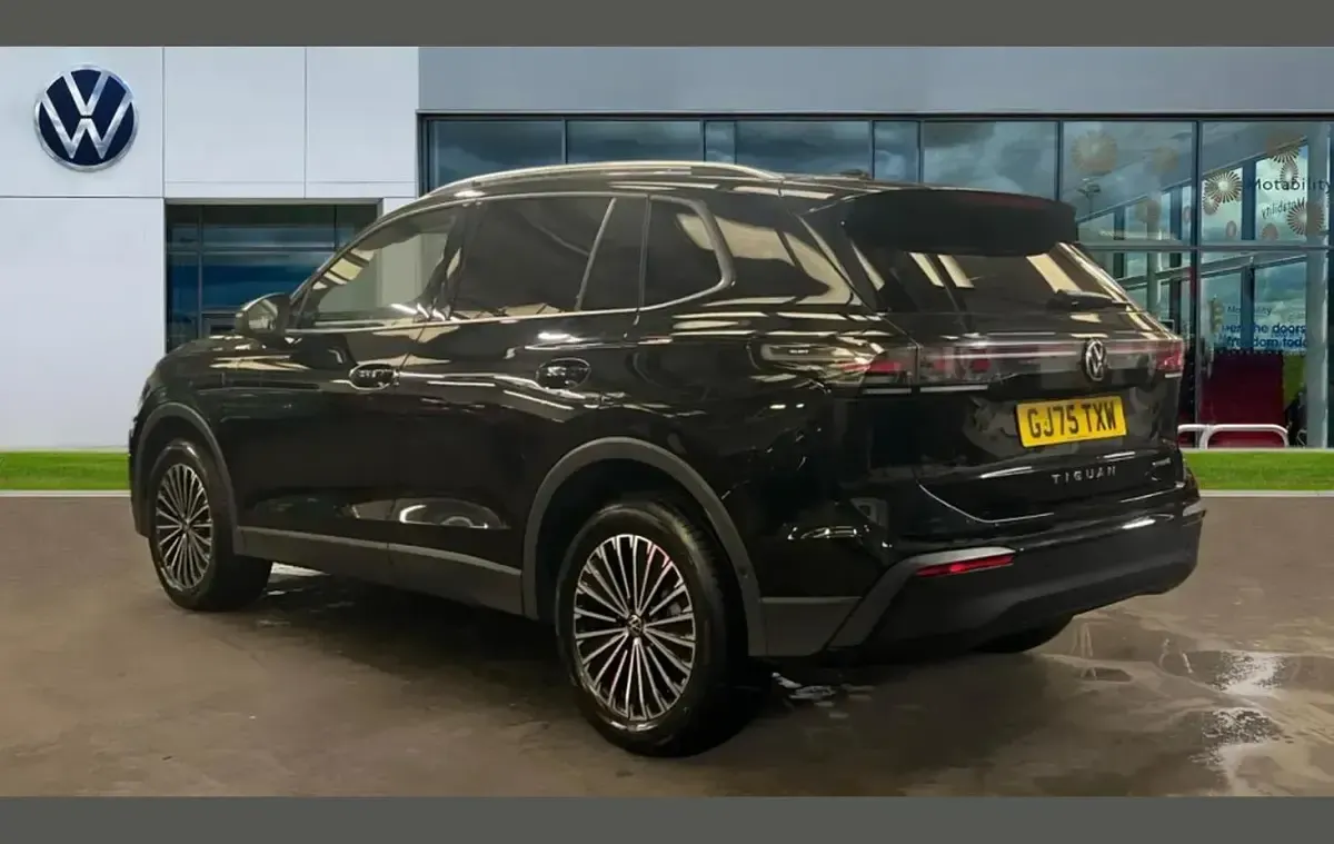 Used VW Tiguan Match 204 HP (150 kW) 2025 Black SUV