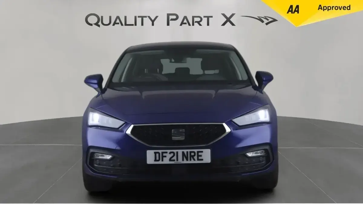 Used Seat Leon SE Dynamic 2021 Blue Hatchback