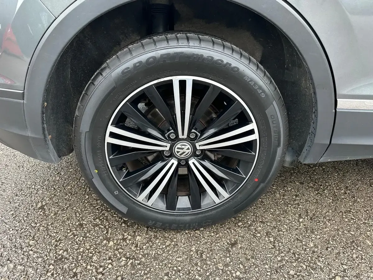Used VW Tiguan SE 150 HP (110 kW) 2018 Grey SUV