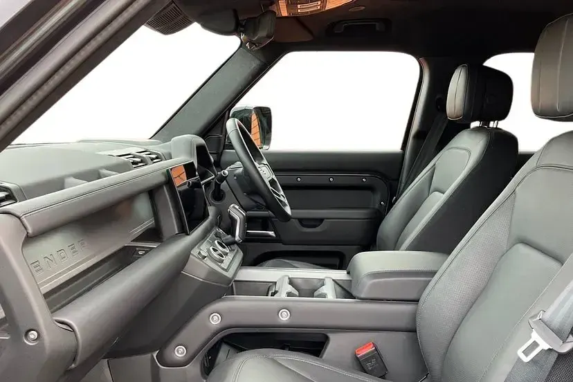 Used Land Rover Defender 350 HP (257 kW) 2025 Grey SUV