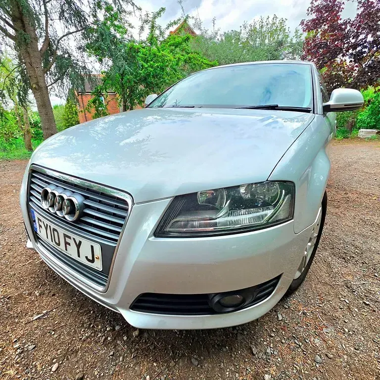 Used Audi A3 Sportback Comfort 2010 Silver Hatchback