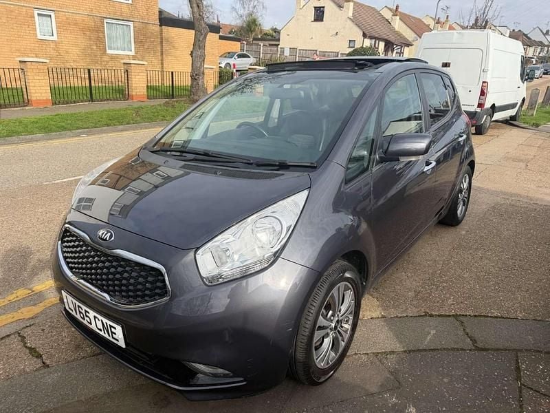 Used Kia Venga 123 HP (90 kW) 2015 Silver Hatchback