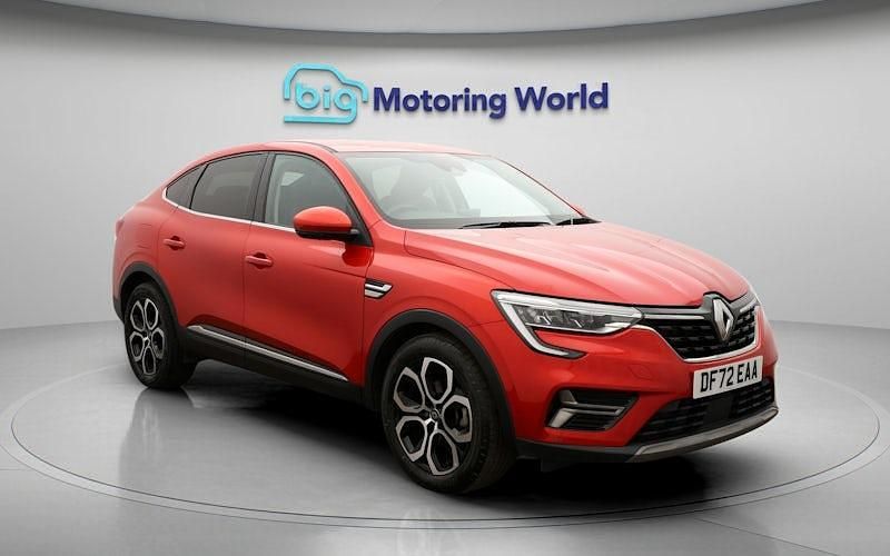Used Renault Arkana Techno 145 HP (106 kW) 2023 Red SUV