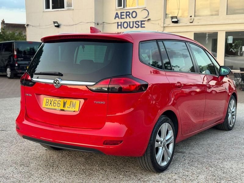 Used Vauxhall Zafira SRi 140 HP (102 kW) 2016 Red MPV