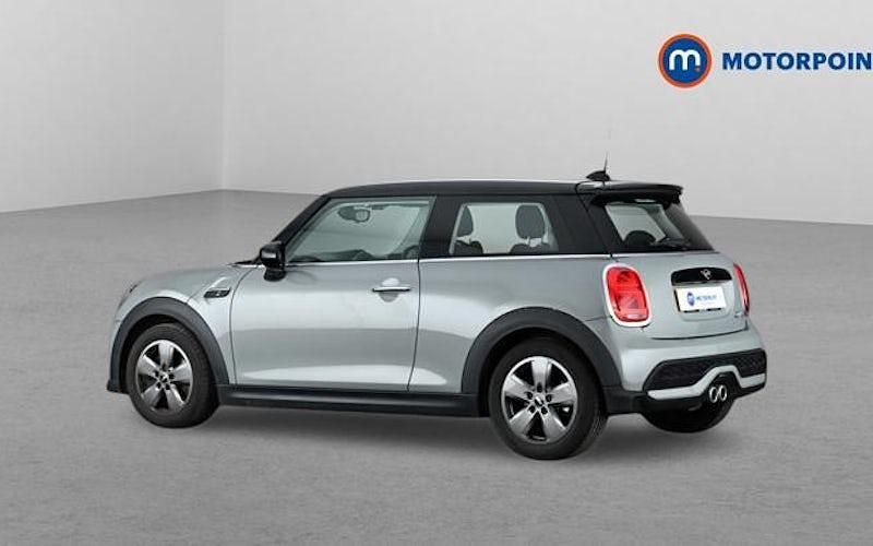 Usado Mini Cooper S Classic 178 CV (130 kW) 2022 Gris Utilitario