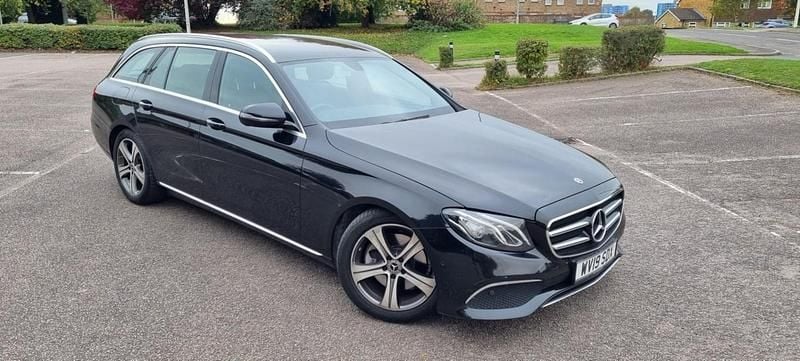 Black Used 2019 Mercedes 220 AMG Line Premium Estate | £9,580 - Image 1/4