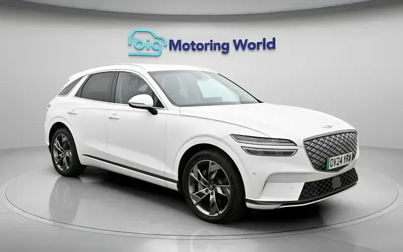 Used Genesis GV70 Sport 359 kW (489 HP) 2024 White SUV