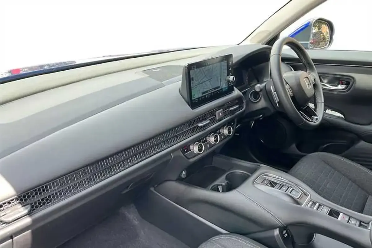 Used Honda ZR-V Elegance 184 HP (135 kW) 2025 Blue SUV