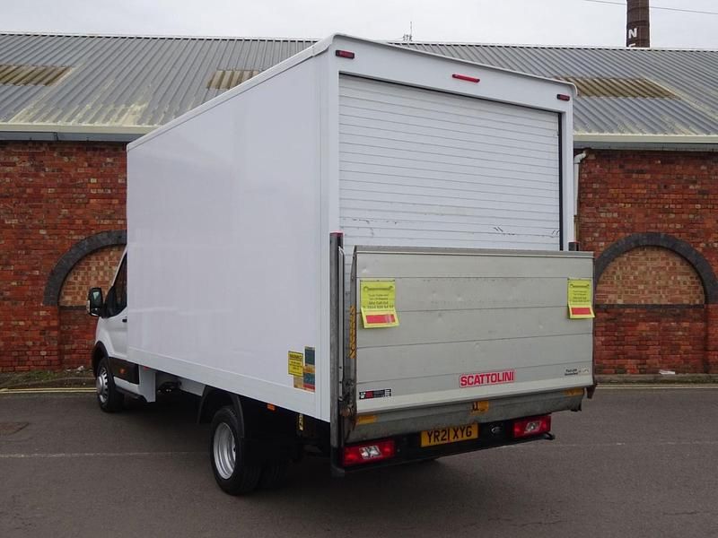 Usado Ford Transit 130 CV (95 kW) 2021 Blanco Descapotable