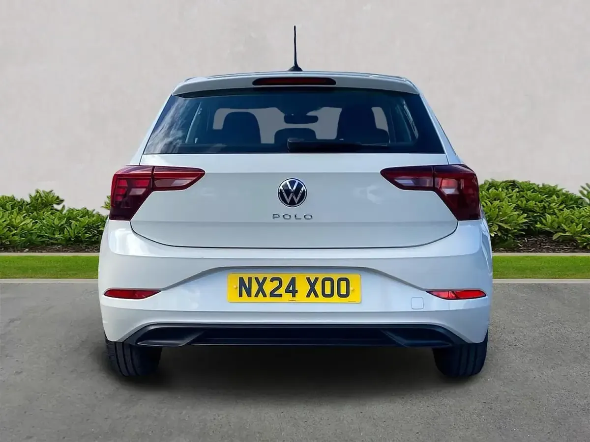Used VW Polo Life 80 HP (58 kW) 2024 Grey Hatchback