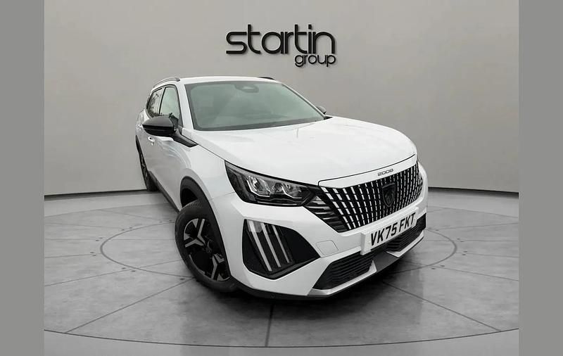 White New 2025 Peugeot 2008 Allure SUV | £22,985 (Super price) - Image 1/4